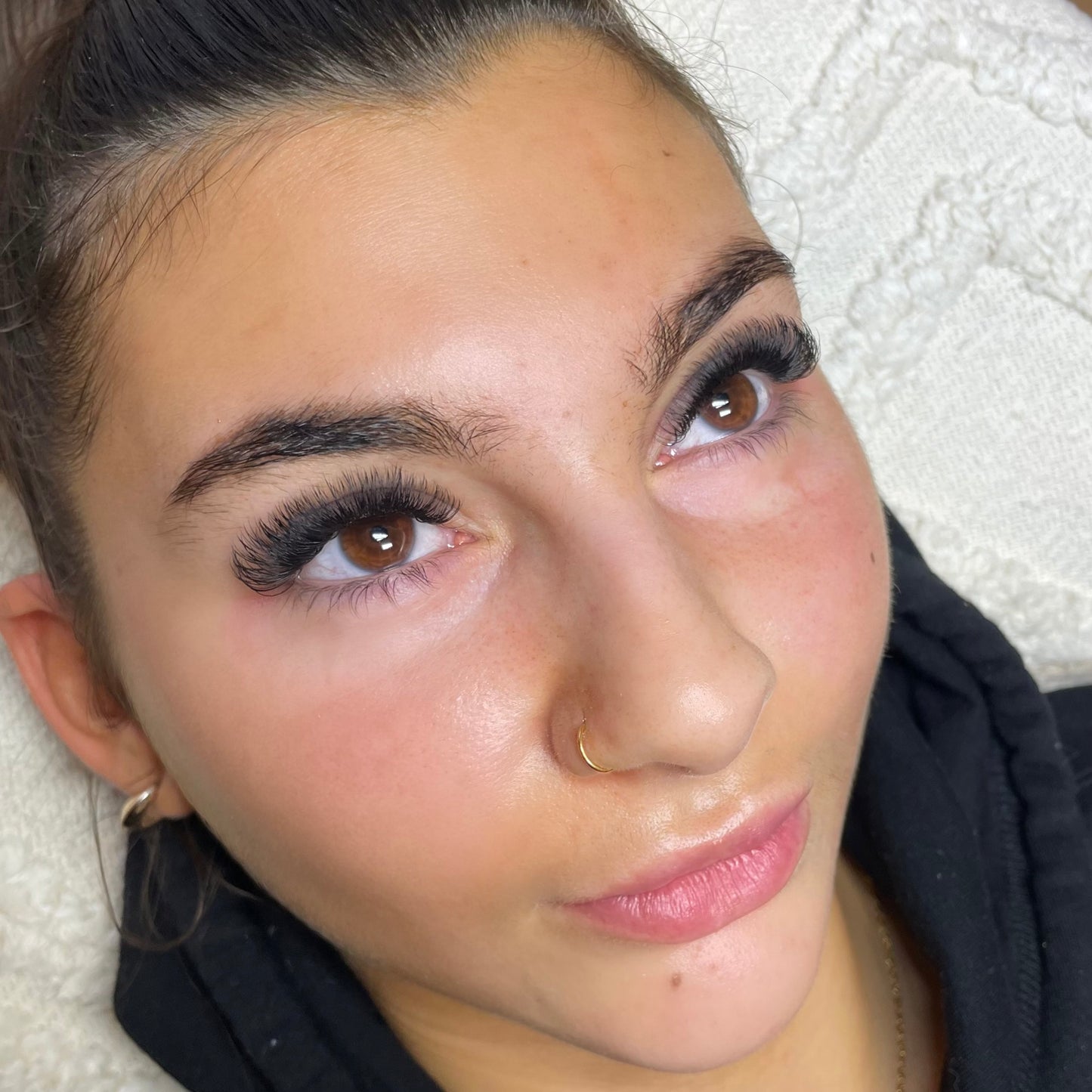 Russian Eyelash Extension